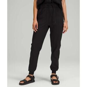 Lululemon Stretch High-Rise Jogger Pants in Black size 6